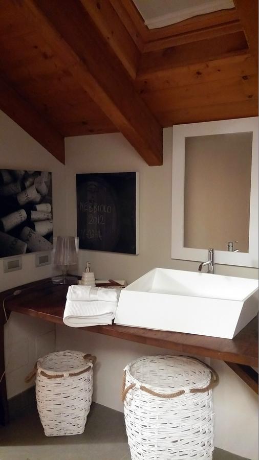 Relais Profumo Di Vino Bed & Breakfast Borgomanero Ngoại thất bức ảnh