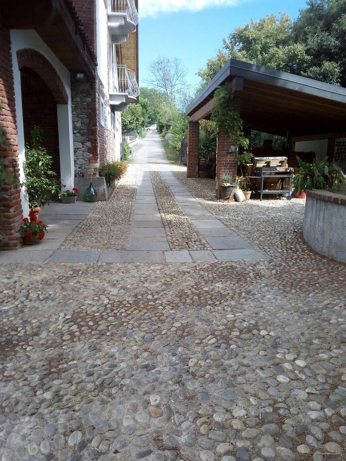Relais Profumo Di Vino Bed & Breakfast Borgomanero Ngoại thất bức ảnh